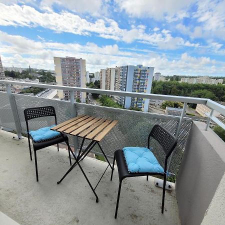 Appartement T5 Avec 4 Lits Doubles เบรสต์ ภายนอก รูปภาพ