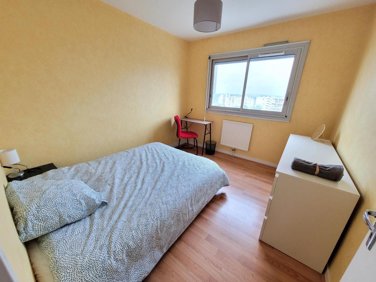 Appartement T5 Avec 4 Lits Doubles เบรสต์ ภายนอก รูปภาพ