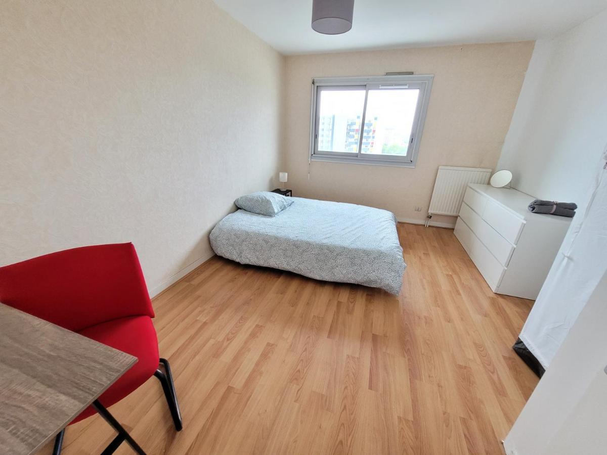 Appartement T5 Avec 4 Lits Doubles เบรสต์ ภายนอก รูปภาพ